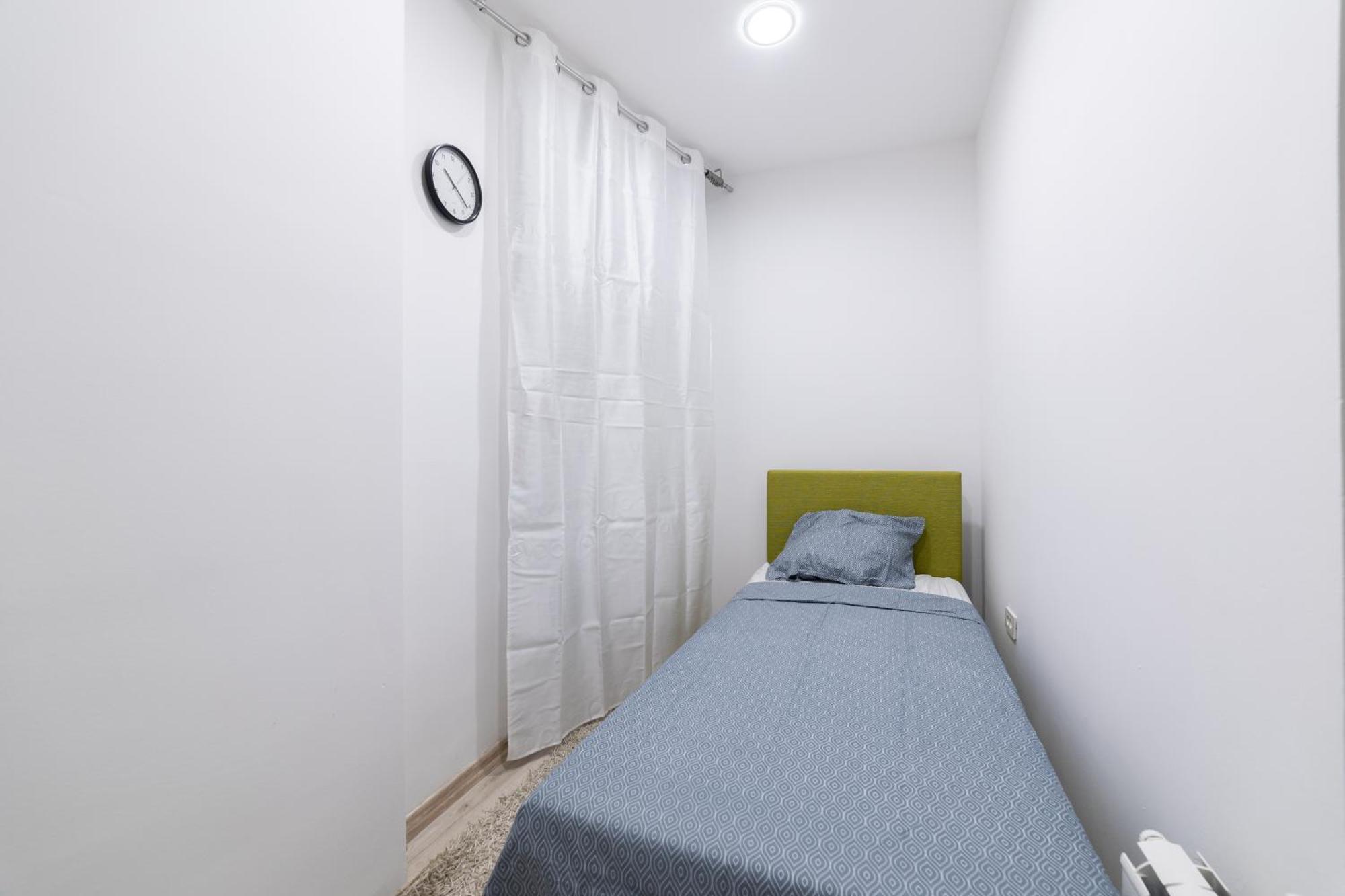 Old Town Colorful Two-Bedroom Apartment サラエヴォ エクステリア 写真
