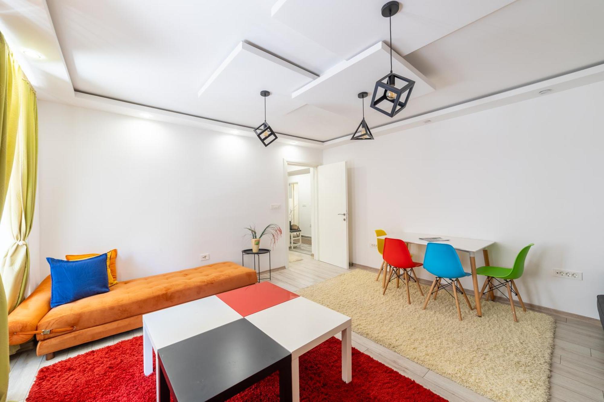 Old Town Colorful Two-Bedroom Apartment サラエヴォ エクステリア 写真