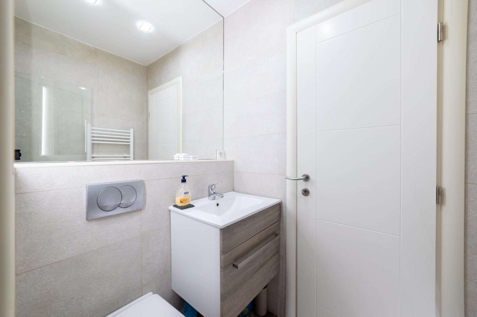 Old Town Colorful Two-Bedroom Apartment サラエヴォ エクステリア 写真